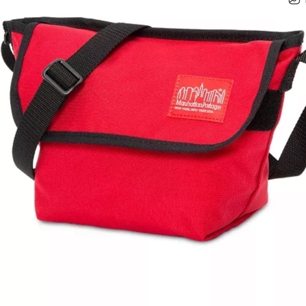 NEW RED Manhattan Portage Messenger Crossbody Bag